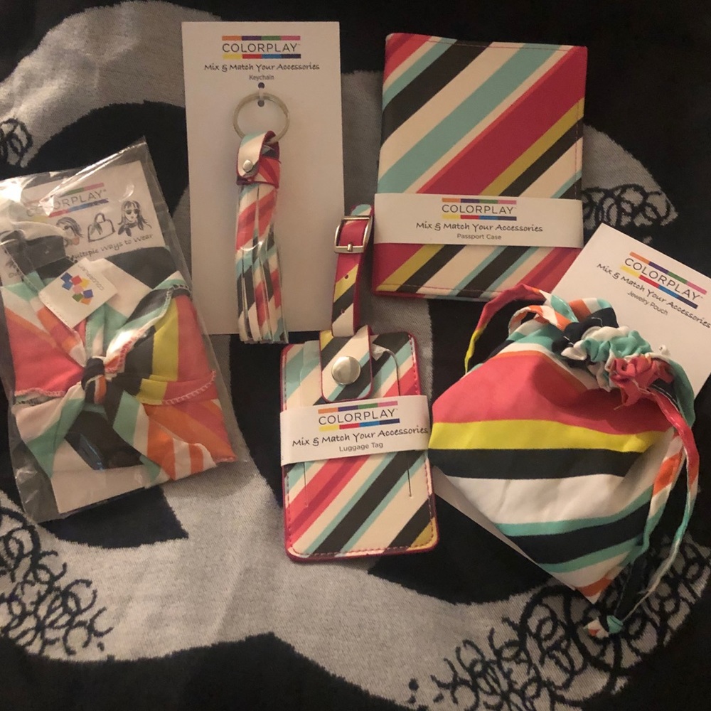 Color Play Gift  Set  For The Holidays